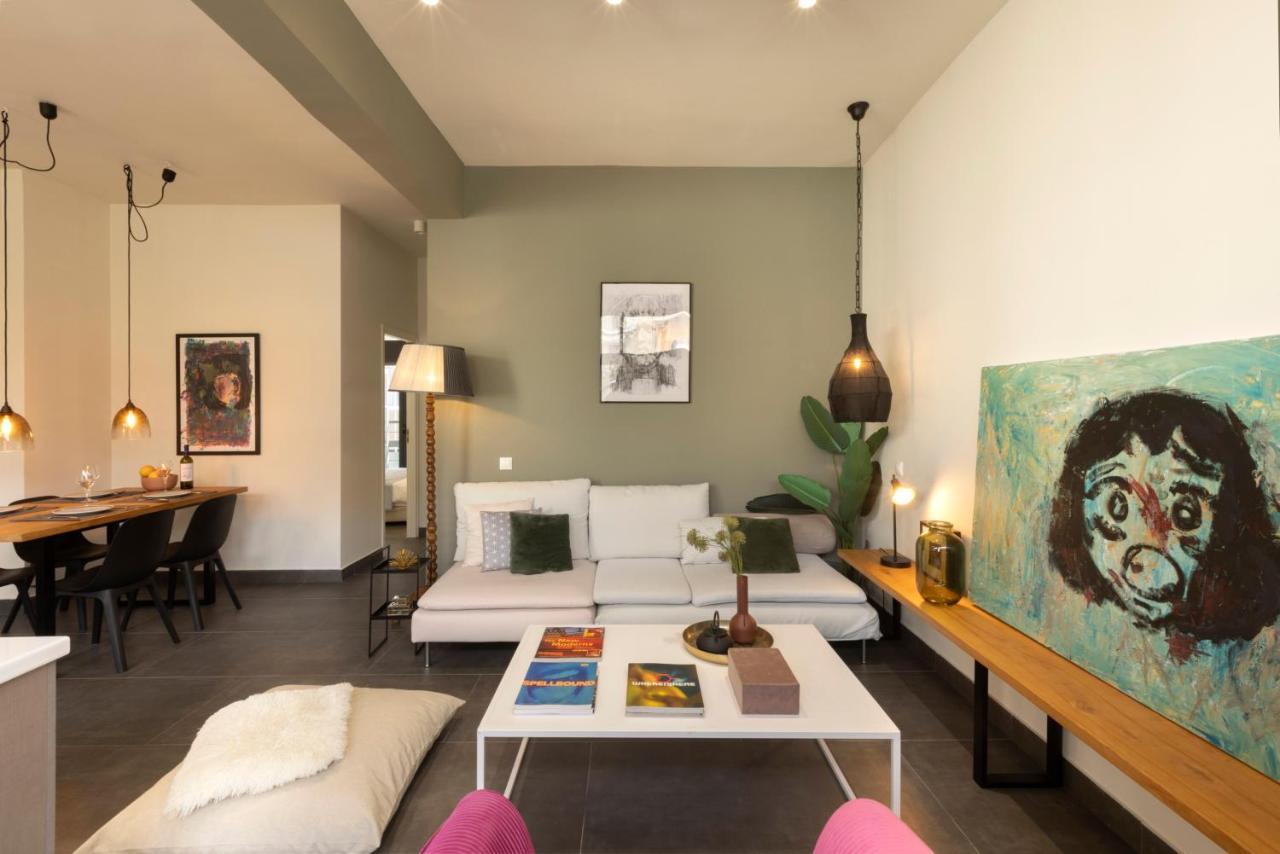Apartamento Α Rare Lux Artistic Renv Gem Opposite Emst Museum Atenas Exterior foto